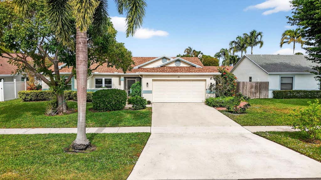 Photo of 81 Cedar Circle, Boynton Beach, FL 33436 (MLS # R11154019)