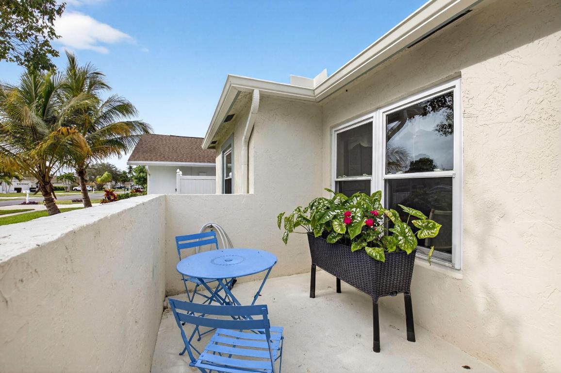 MEADOWS 300 1 - Residential