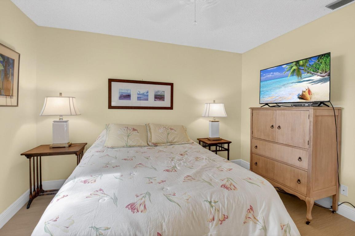 MEADOWS 300 1 - Residential