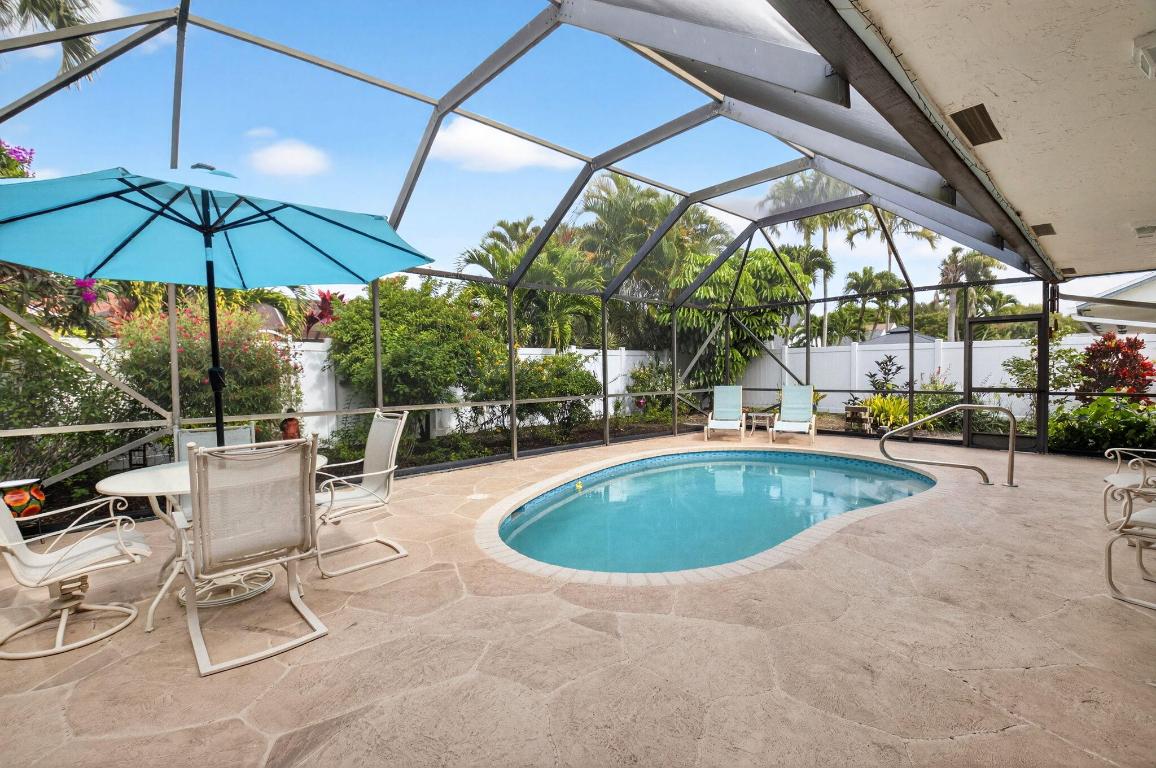 MEADOWS 300 1 - Residential