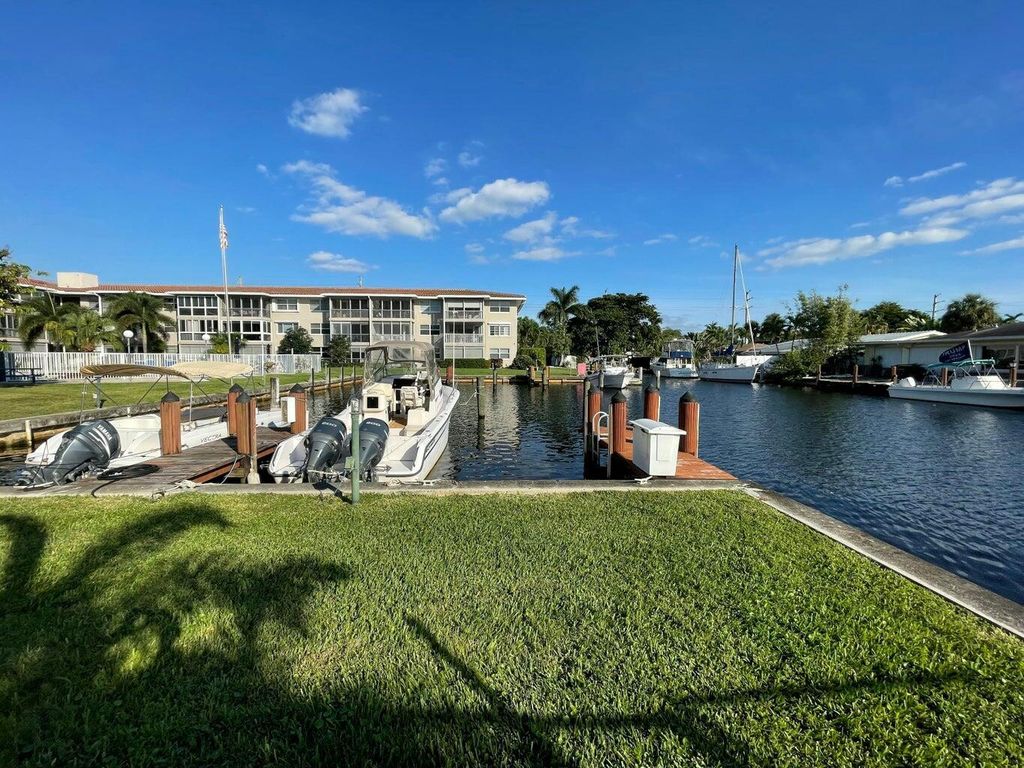 Photo of 900 SW 12th Street #108, Fort Lauderdale, FL 33315 (MLS # R11100298)