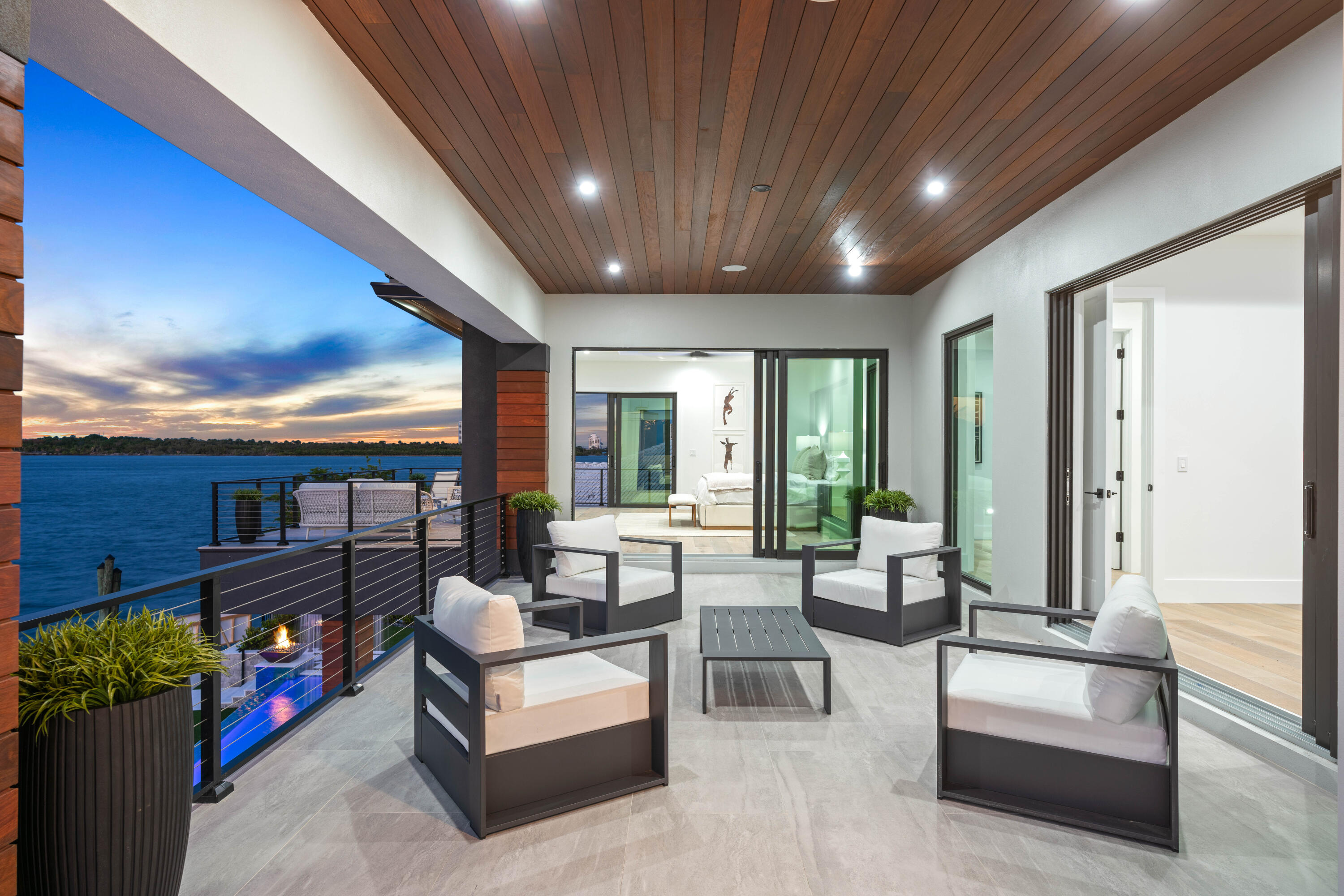 PALM BEACH LAKE WORTH ESTATES 2 - Residential