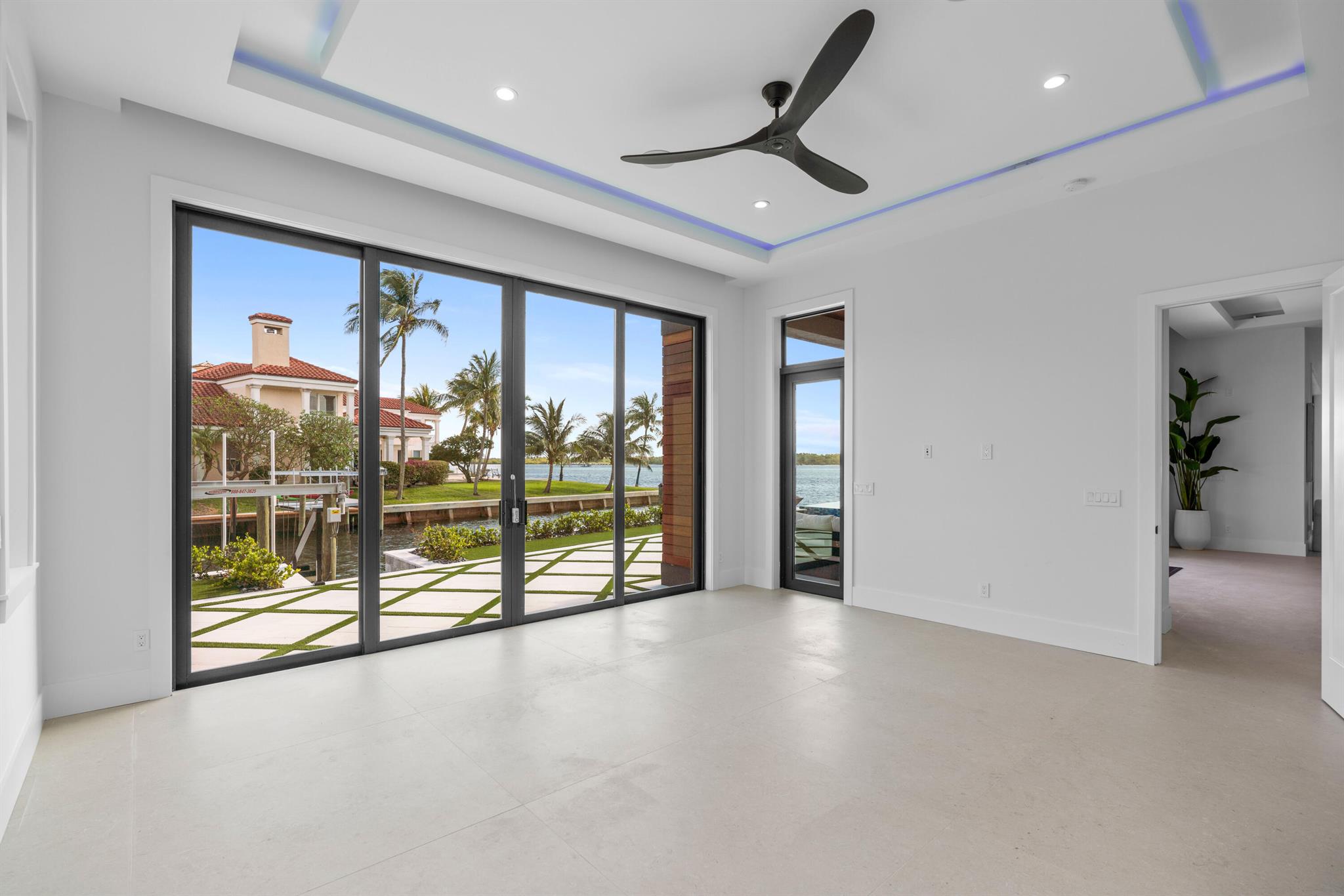 PALM BEACH LAKE WORTH EST - Residential