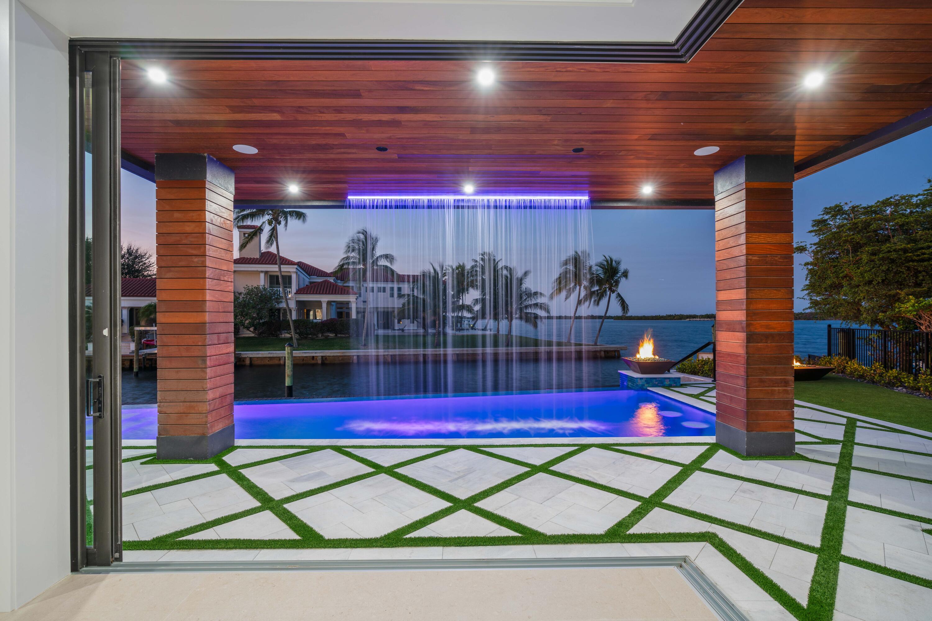 PALM BEACH LAKE WORTH ESTATES 2 - Residential