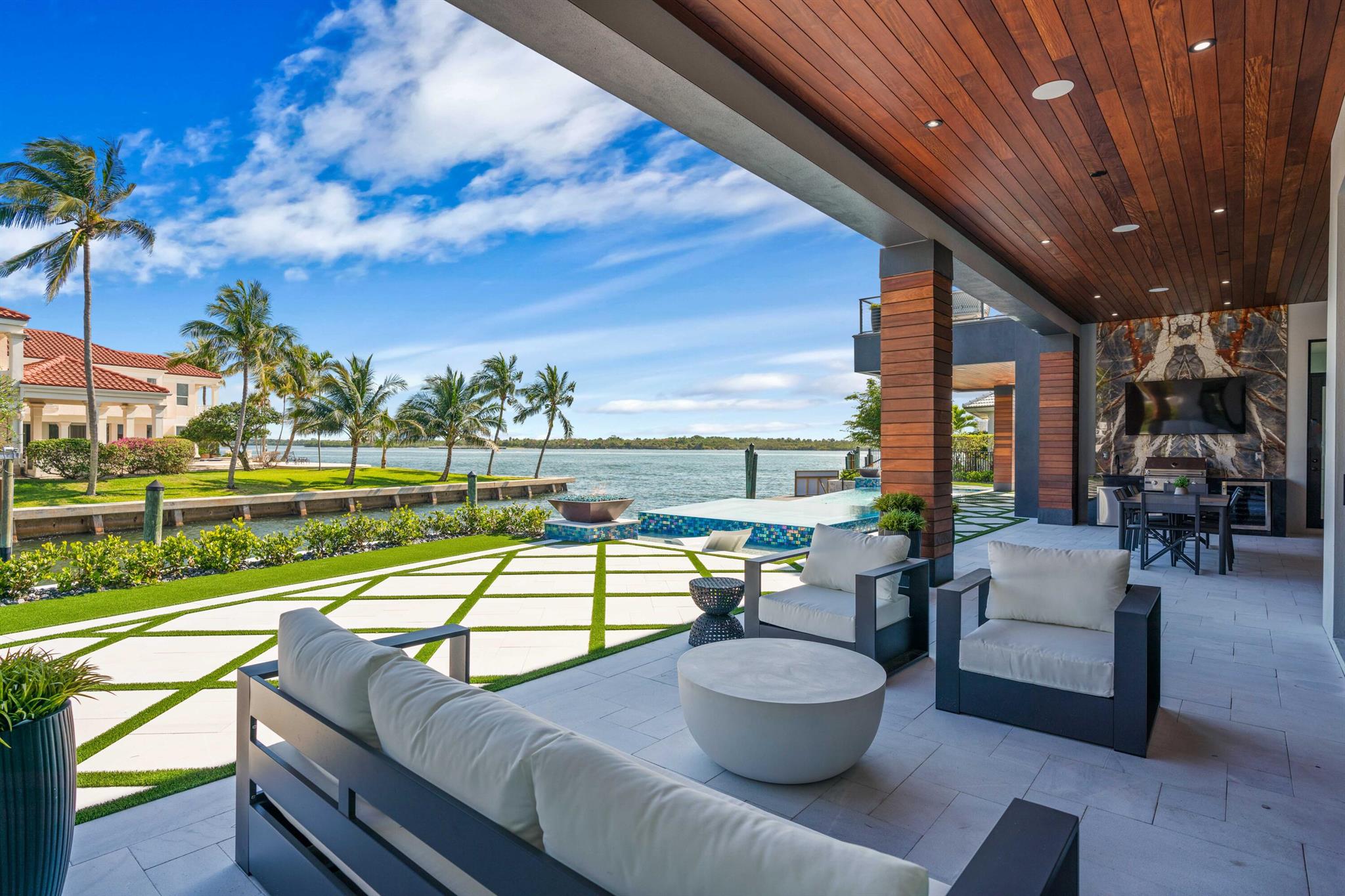 PALM BEACH LAKE WORTH EST - Residential