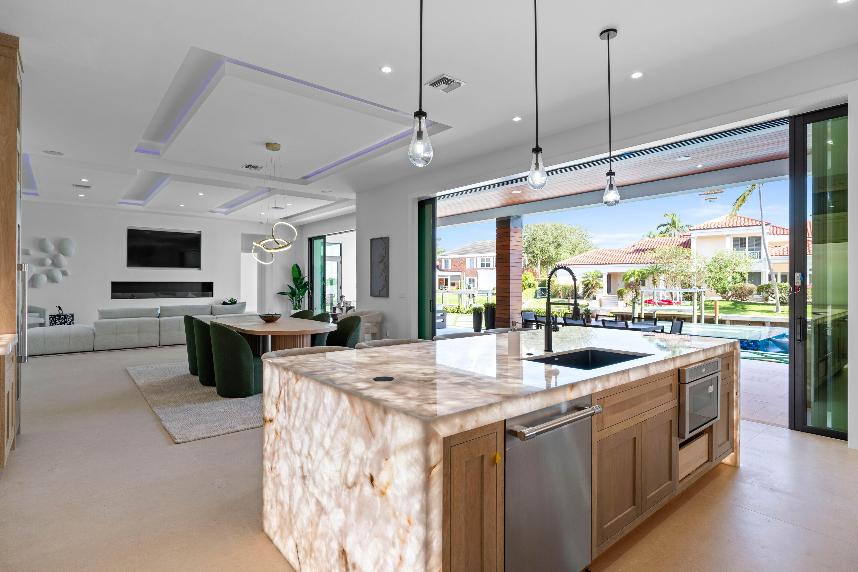 PALM BEACH LAKE WORTH ESTATES 2 - Residential