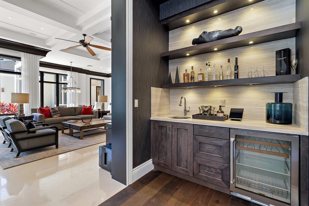 OLD PALM 4 - Residential