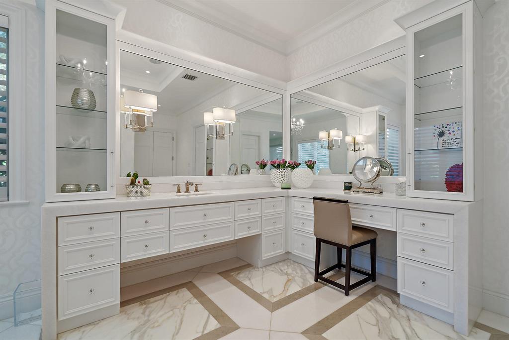 OLD PALM 4 - Residential