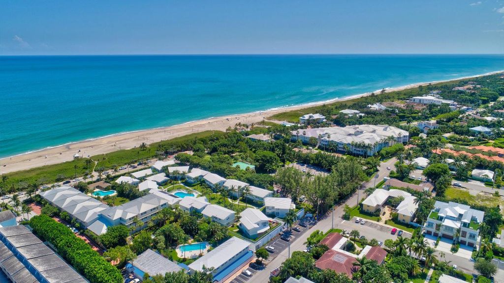 Photo of 320 S Ocean Boulevard #L-B, Delray Beach, FL 33483 (MLS # R11018225)
