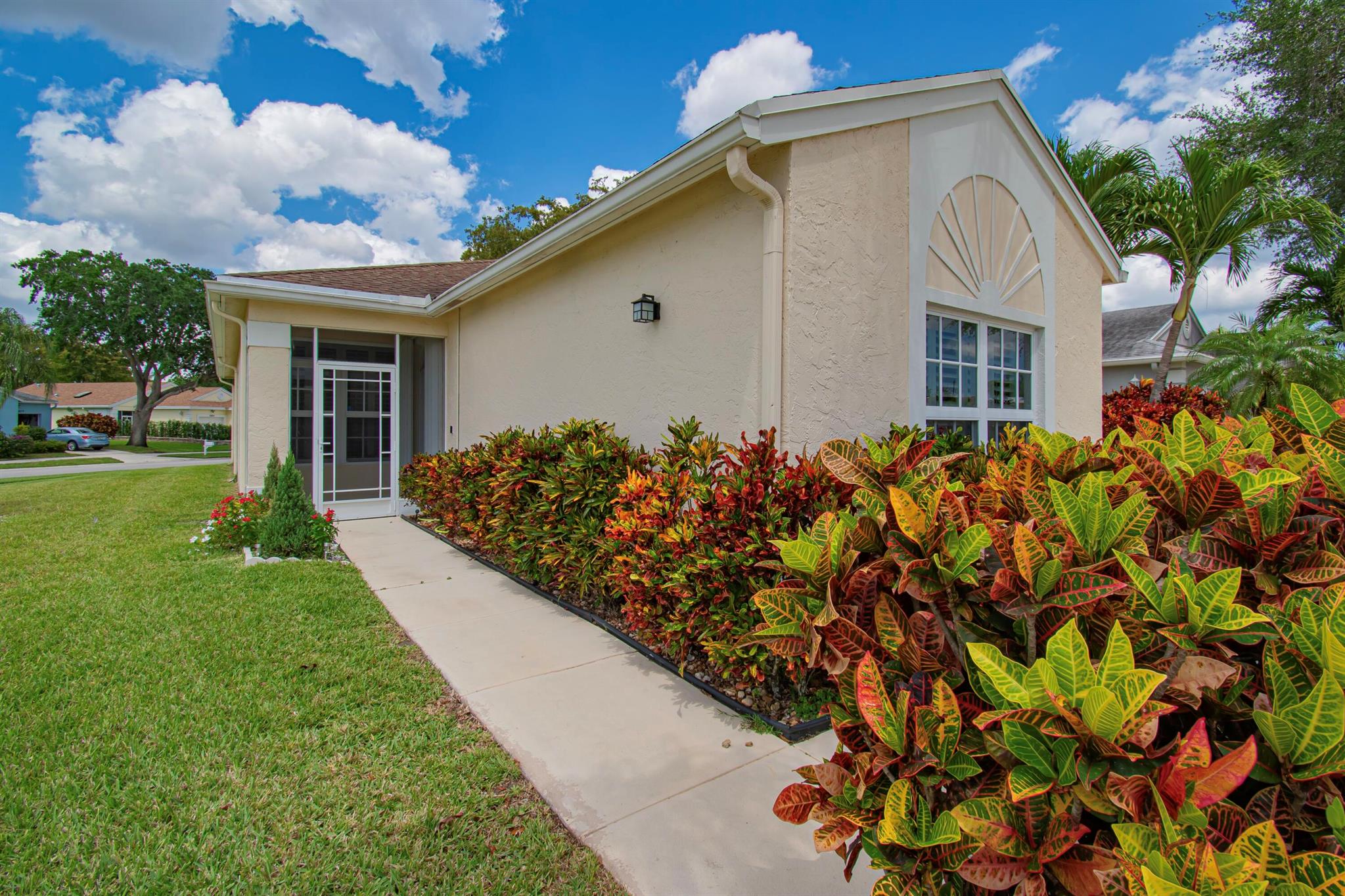 7629 Mansfield Hollow Road