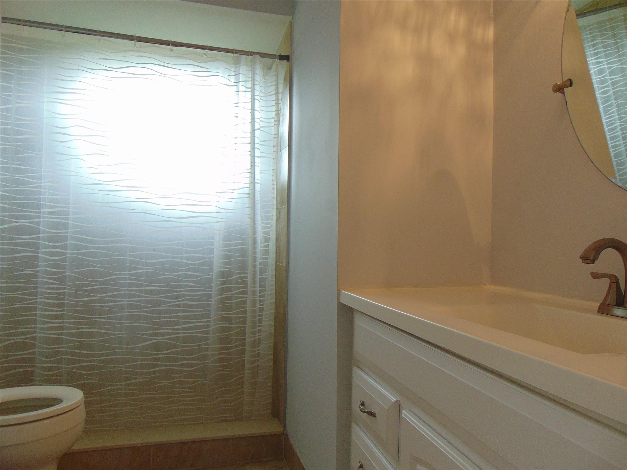 Ibec Add 3 47-46 B - Residential