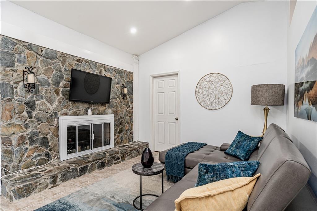 Green Glades South 94-46 - Residential