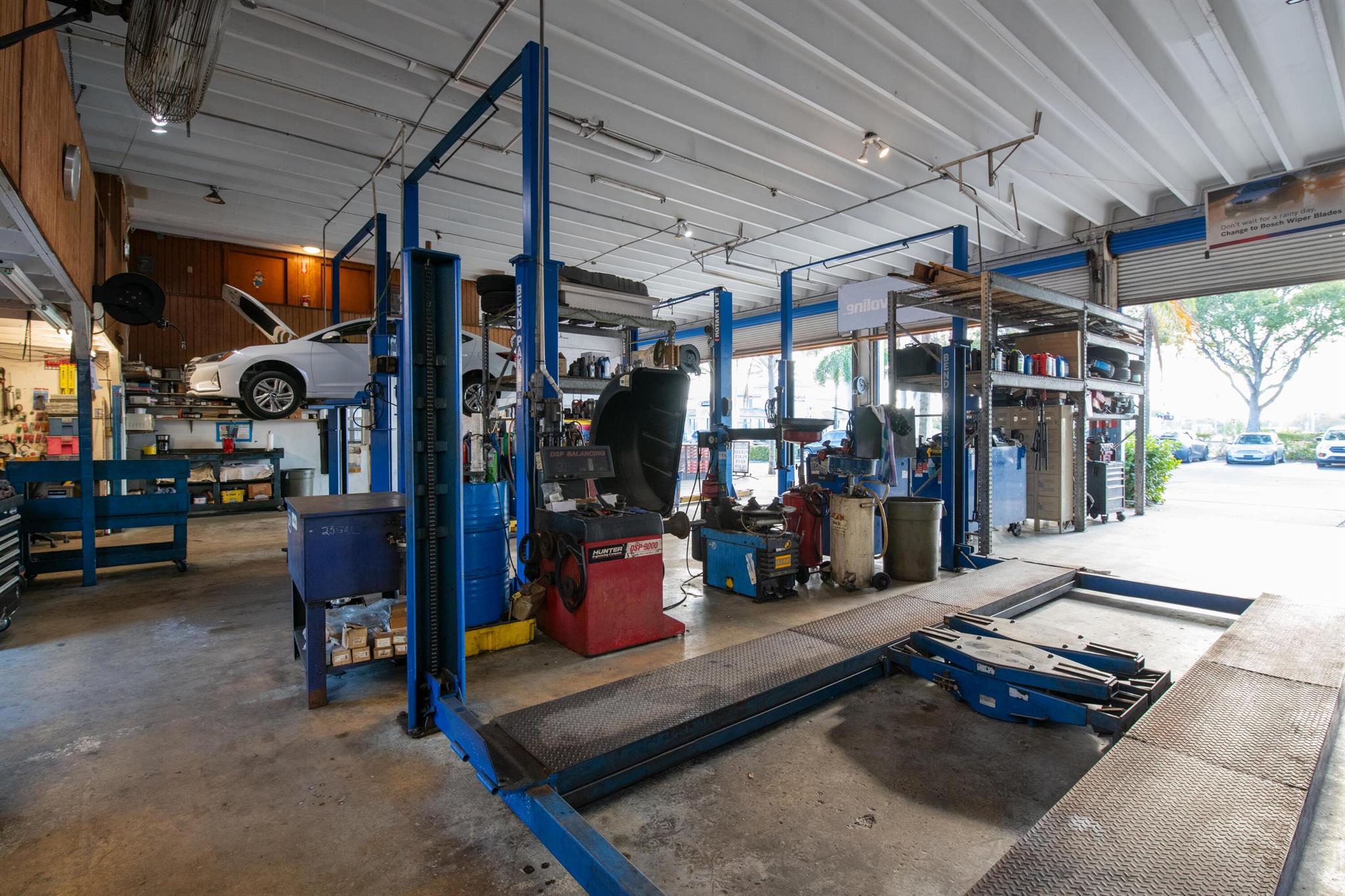 ARLINGTON PARK - Commercial Sale