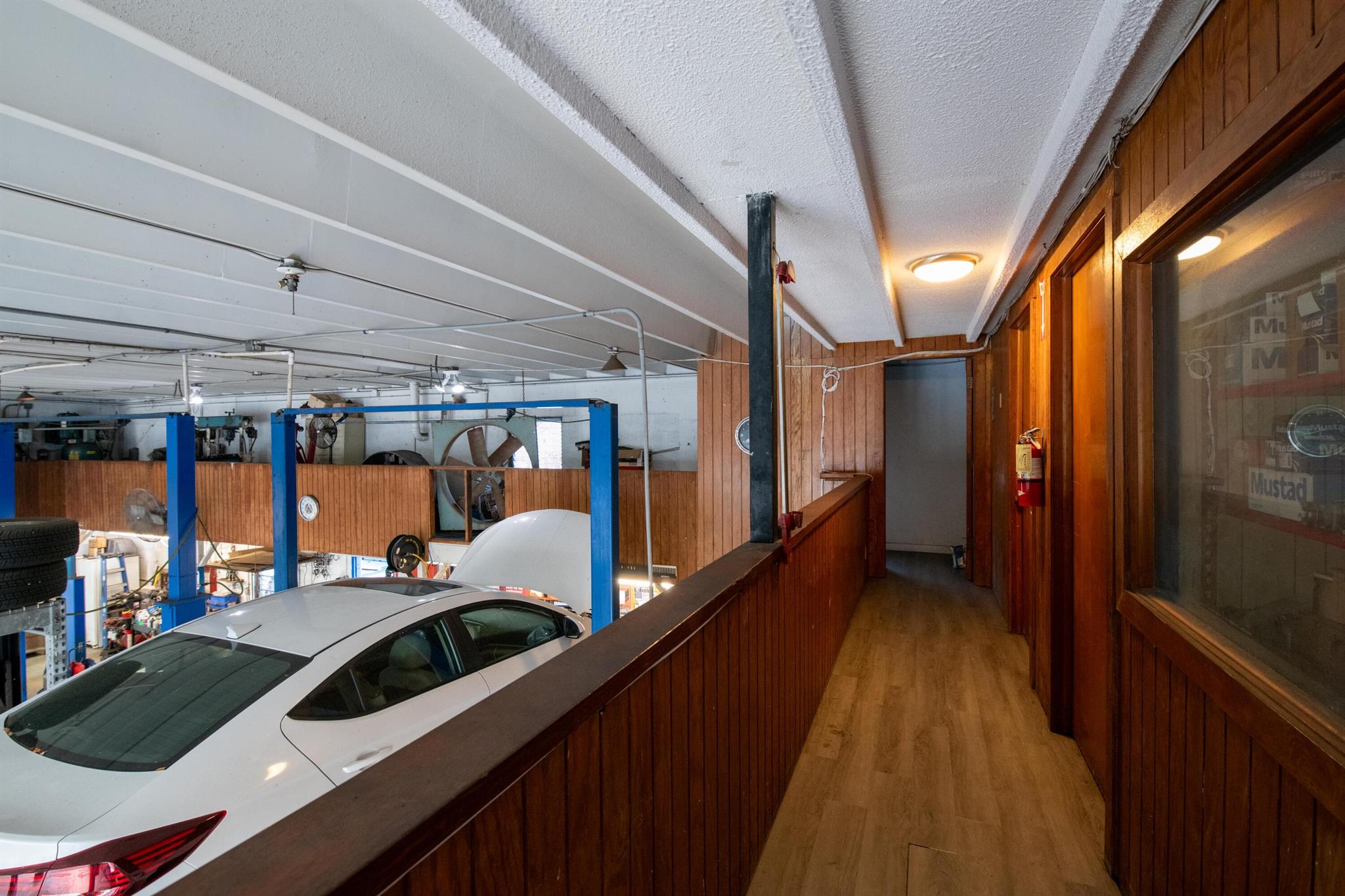 ARLINGTON PARK - Commercial Sale