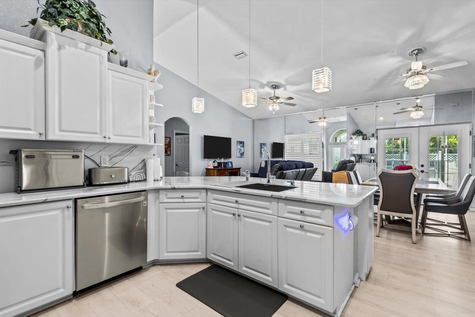 PORT ST LUCIE SECTION 11 - Residential