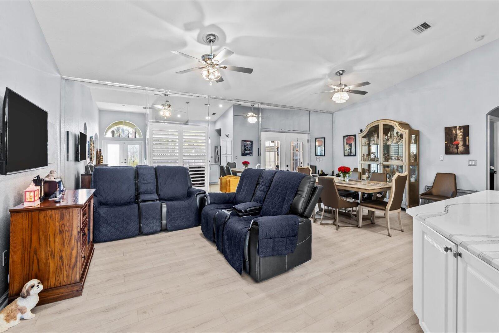 PORT ST LUCIE SECTION 11 - Residential