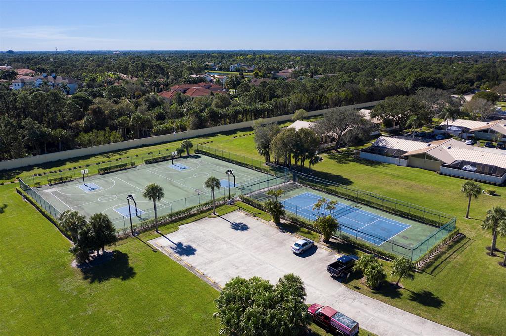 WESTWOOD GARDENS 01 - Residential