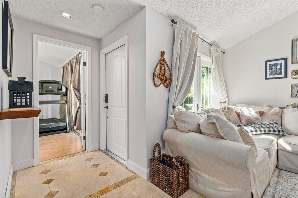 WESTWOOD GARDENS 01 - Residential