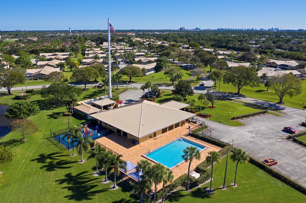 WESTWOOD GARDENS 01 - Residential