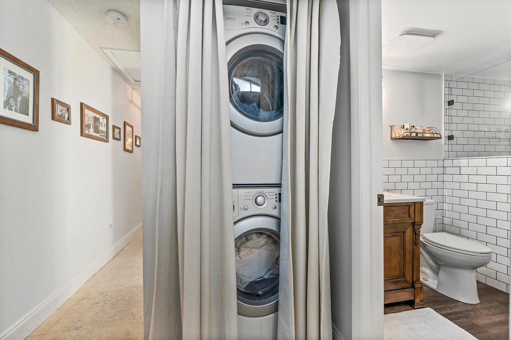 WESTWOOD GARDENS 01 - Residential