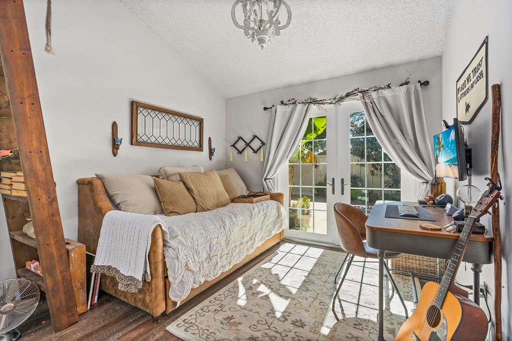 WESTWOOD GARDENS 01 - Residential