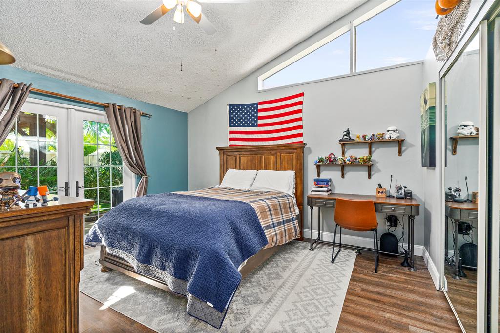 WESTWOOD GARDENS 01 - Residential