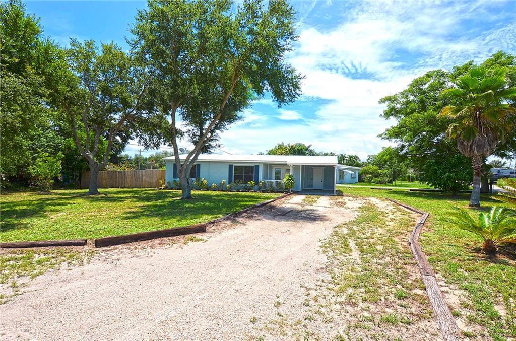 WHISPERING PALMS UNIT 1 - Residential