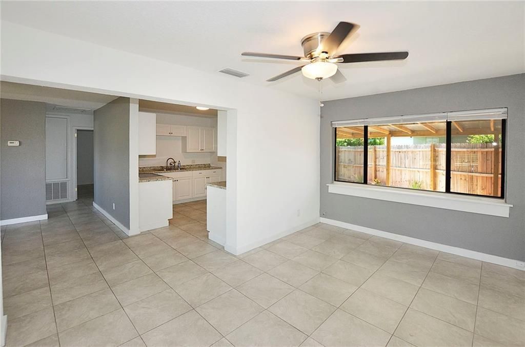 Photo of 110 6th Court SW, Vero Beach, FL 32962 (MLS # R11147319)