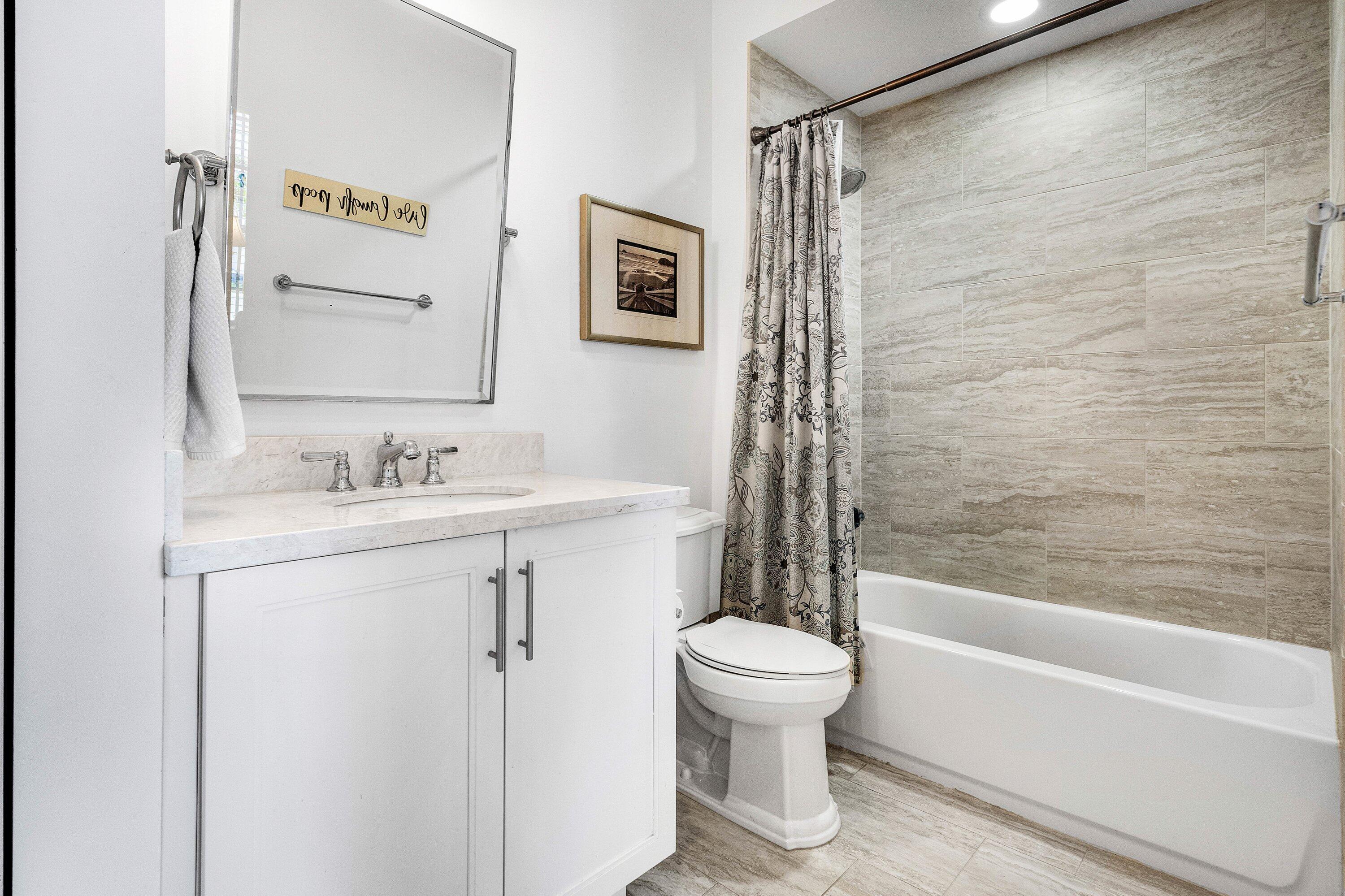 CANNERY ROW - Residential