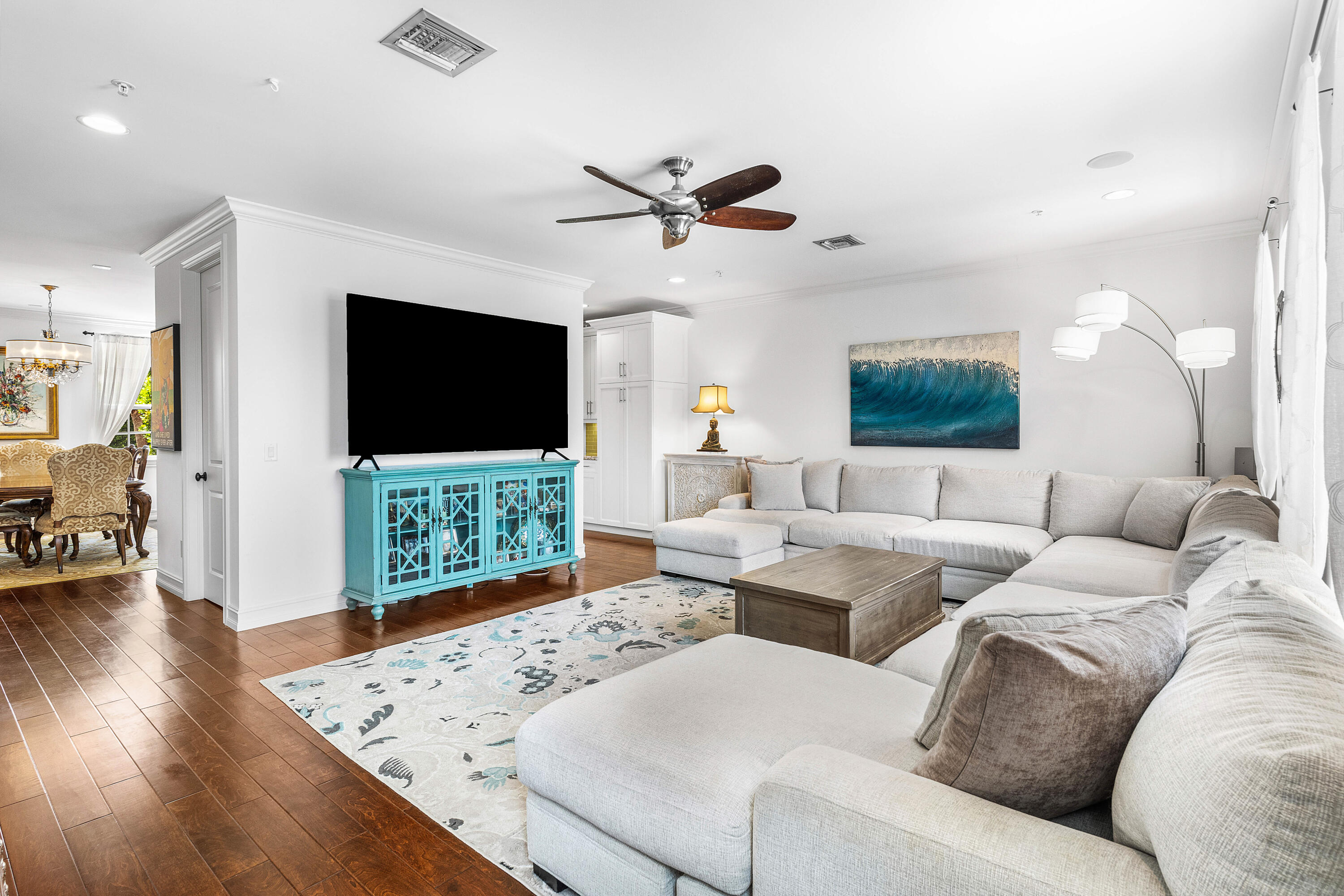 CANNERY ROW - Residential