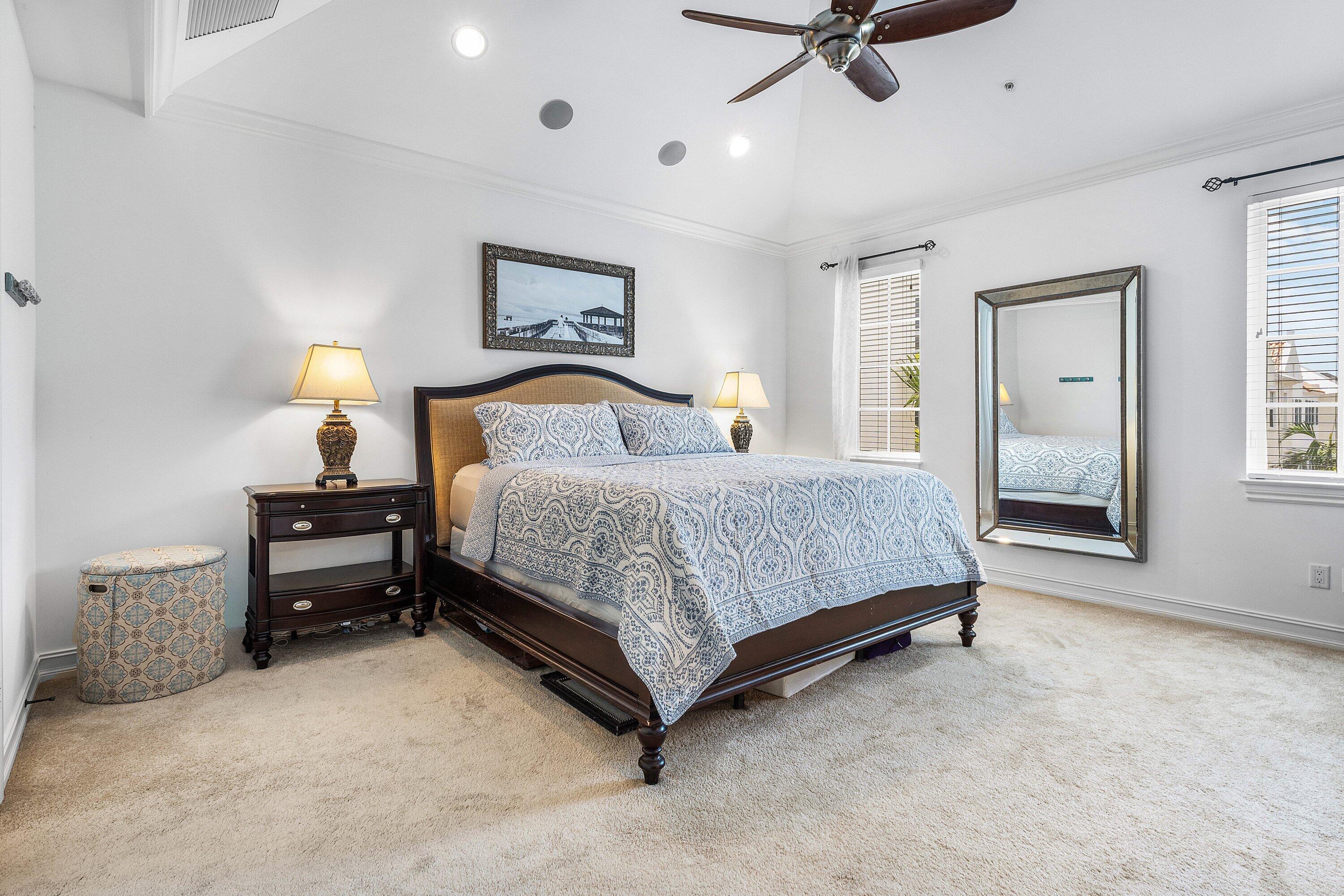 CANNERY ROW - Residential