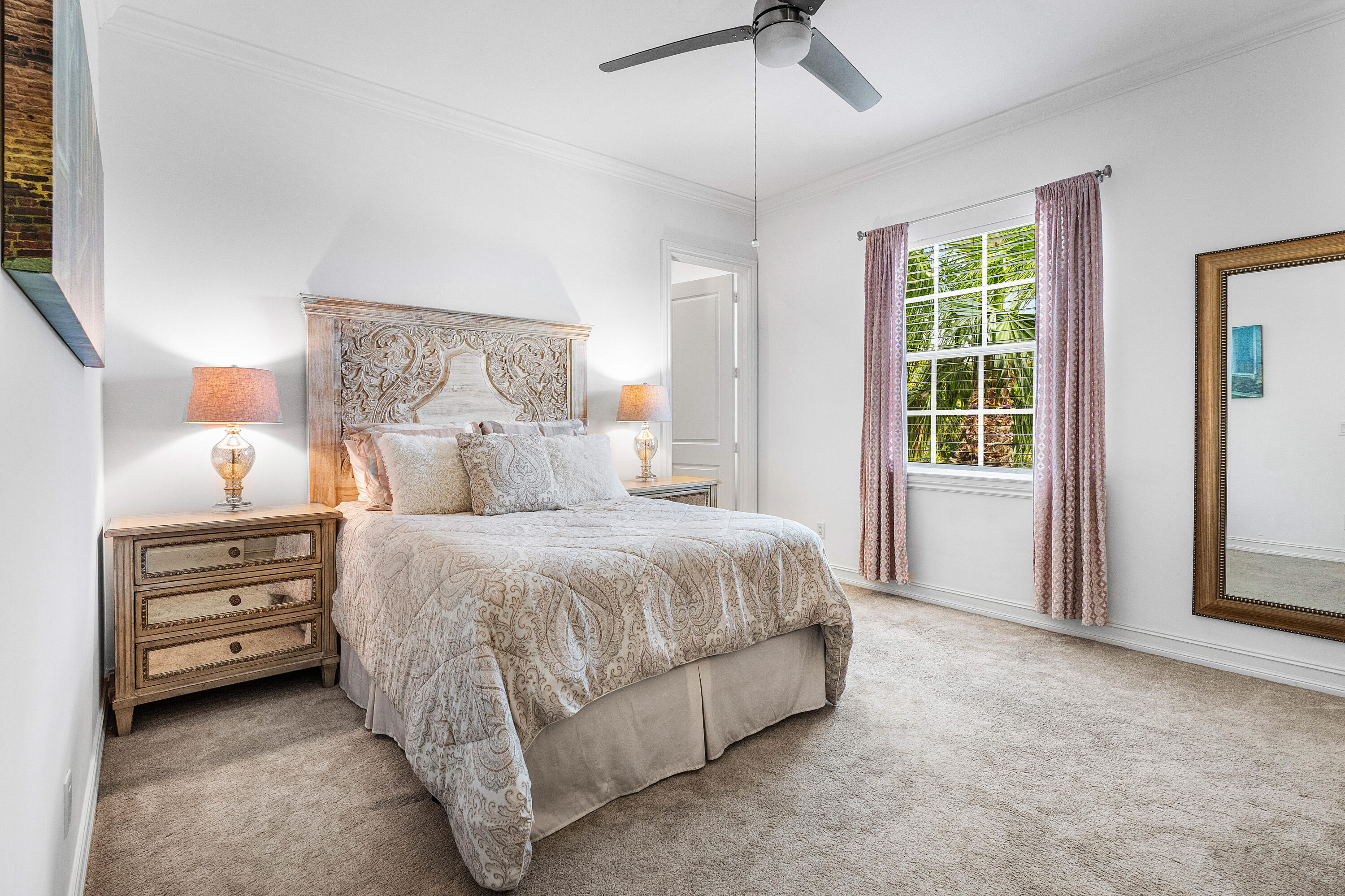 CANNERY ROW - Residential