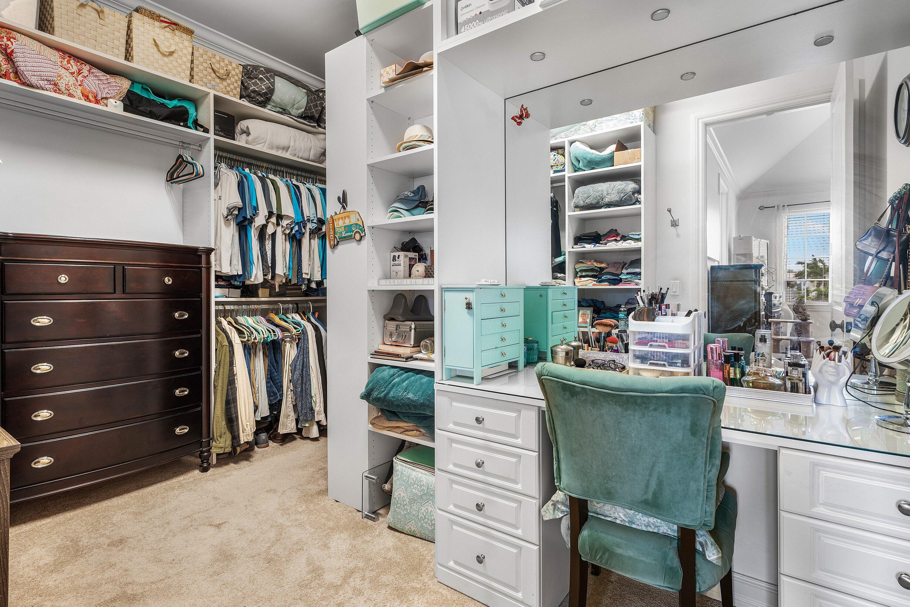 CANNERY ROW - Residential