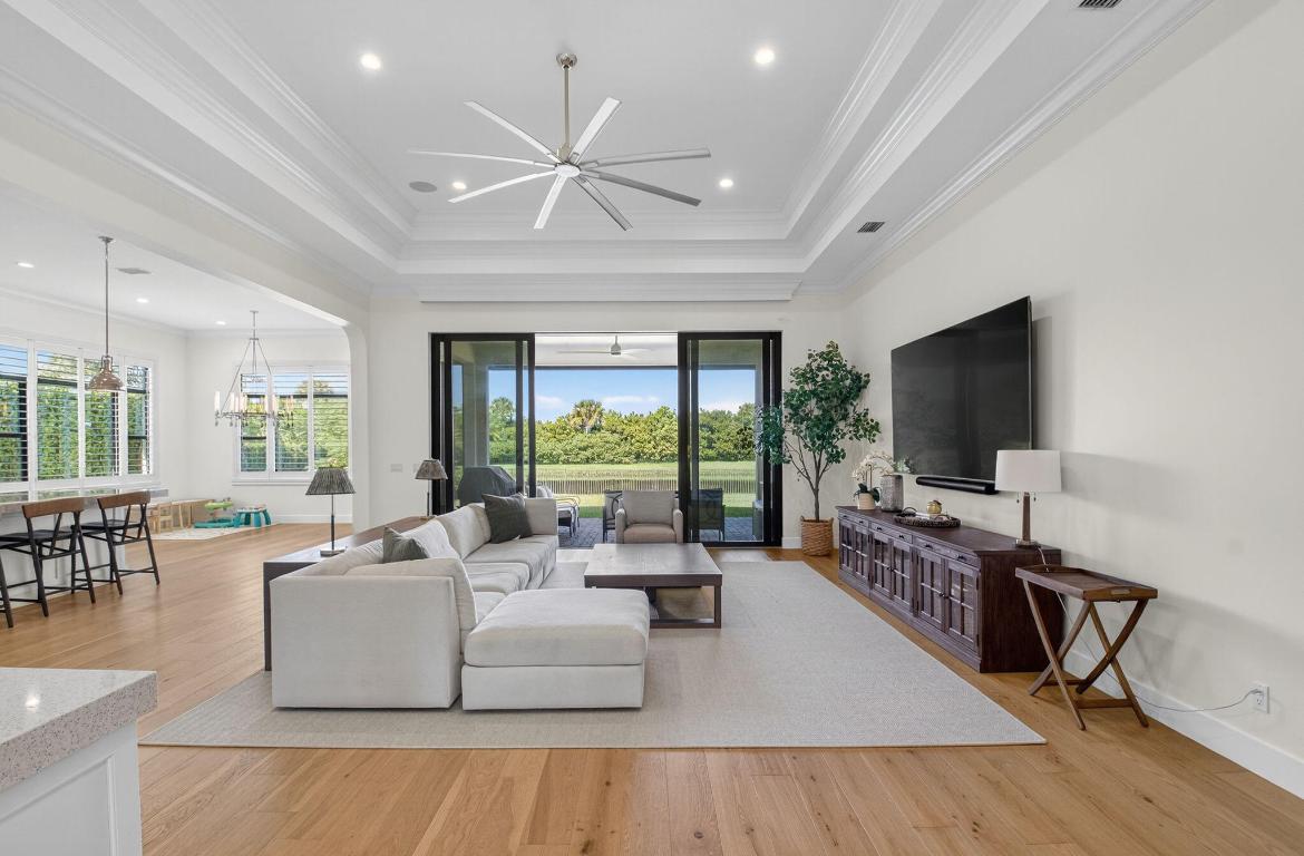 9331 Grand Prix Lane