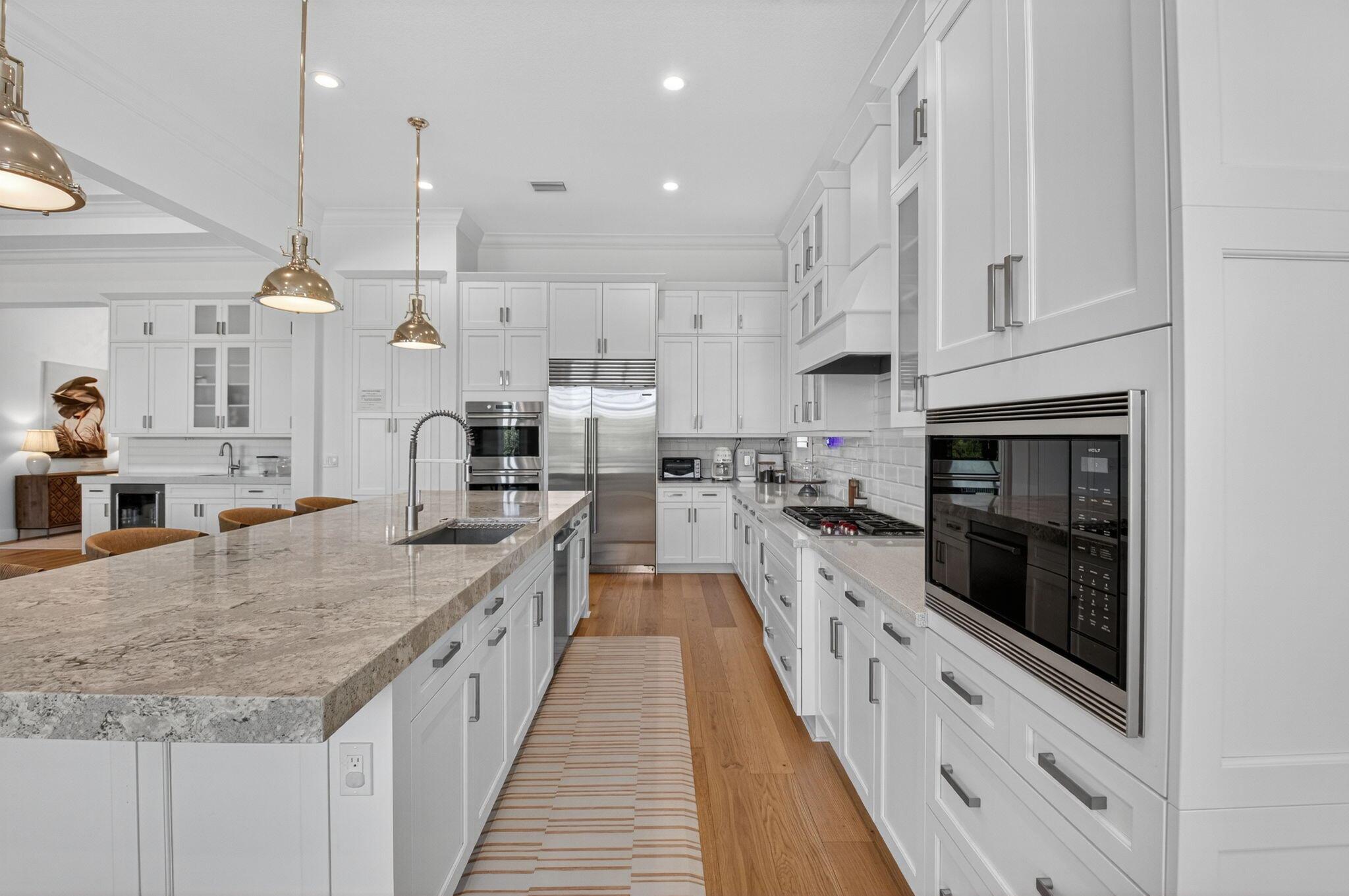 PALM MEADOWS ESTATES - Residential