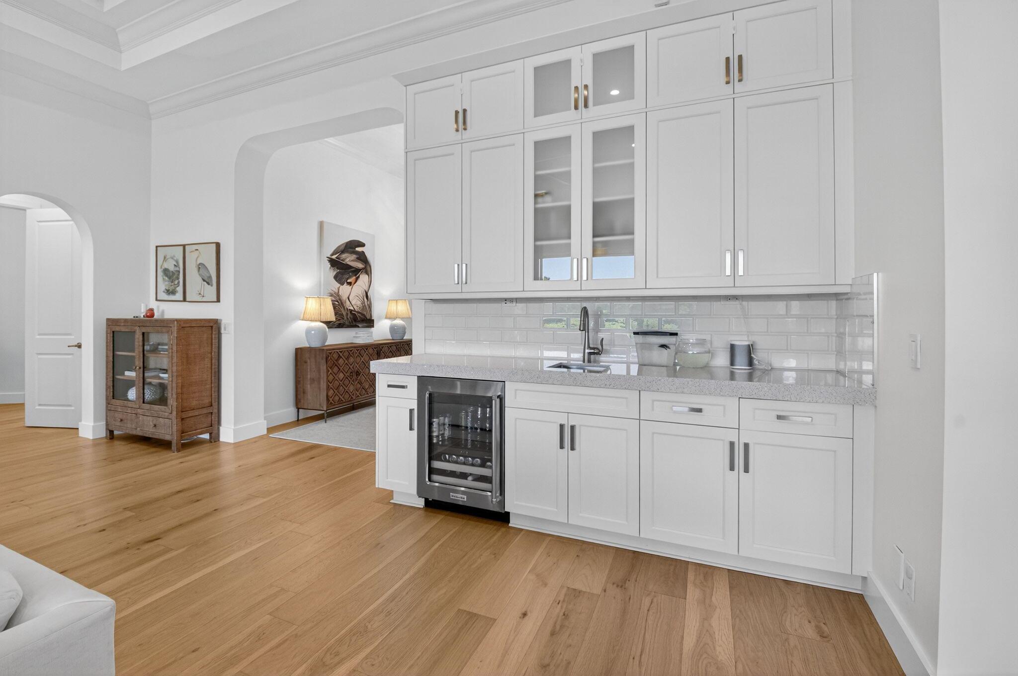 PALM MEADOWS ESTATES - Residential