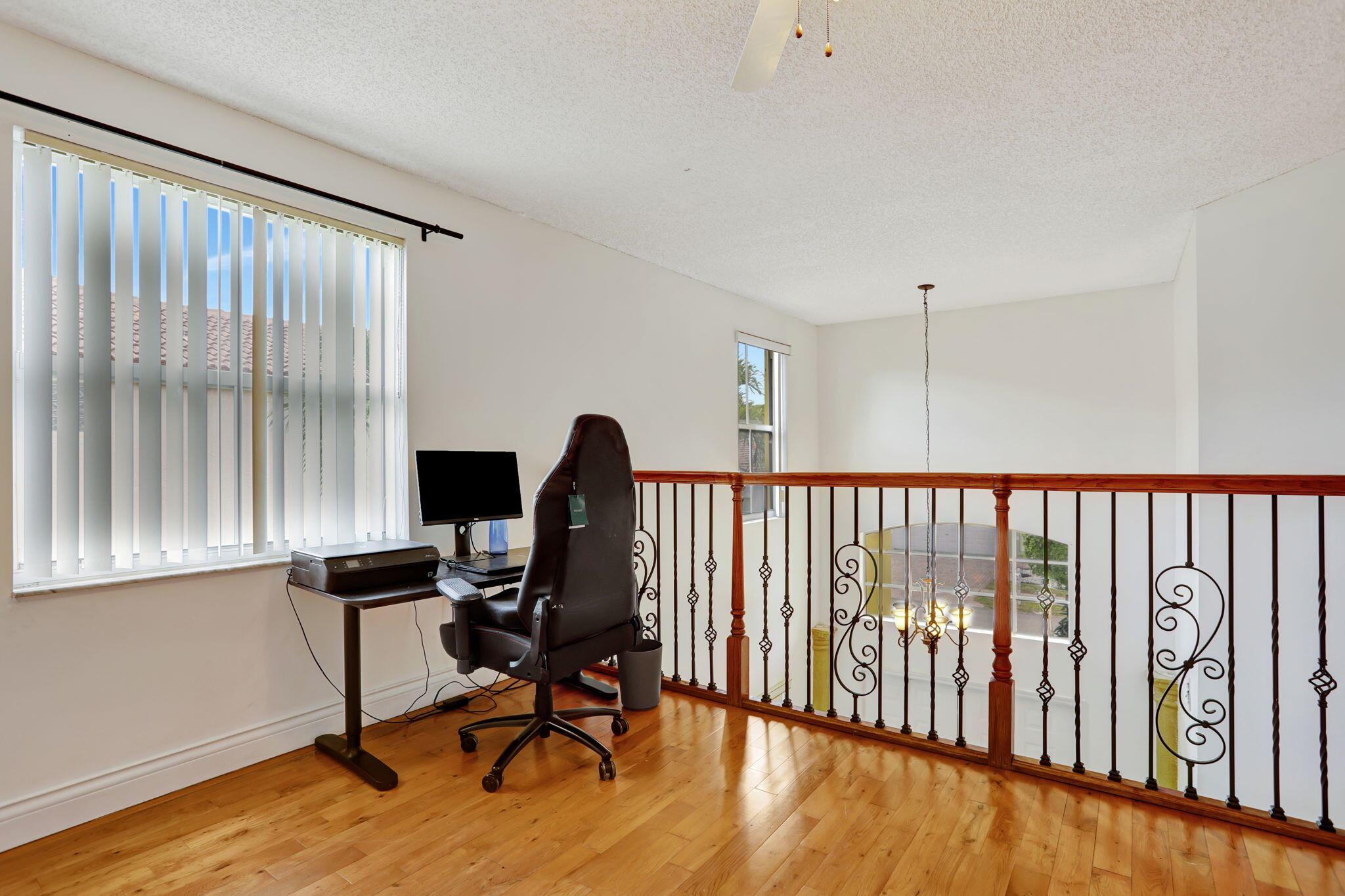CORAL BAY - Residential Lease