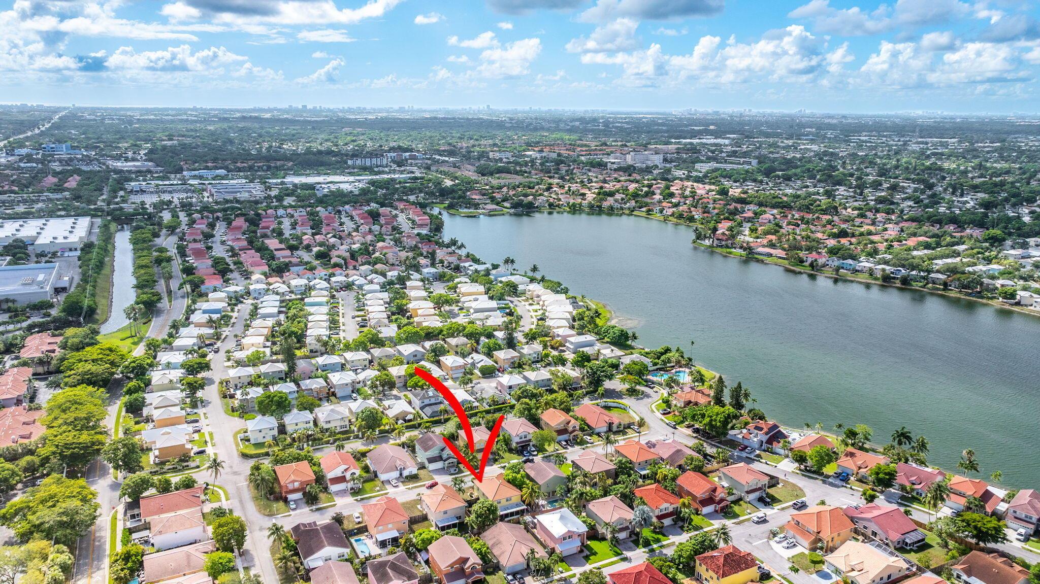 CORAL BAY - Residential Lease