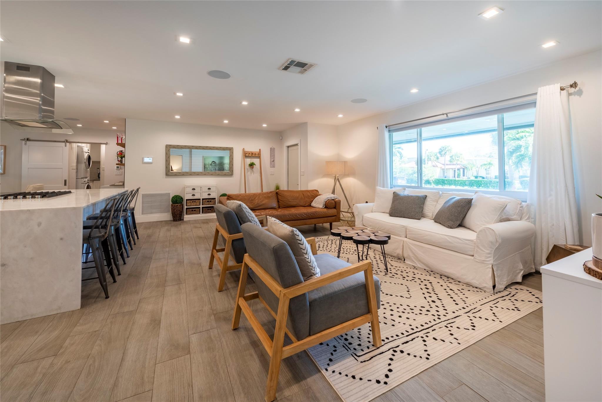 HARBOUR HEIGHTS ADD - Residential Lease