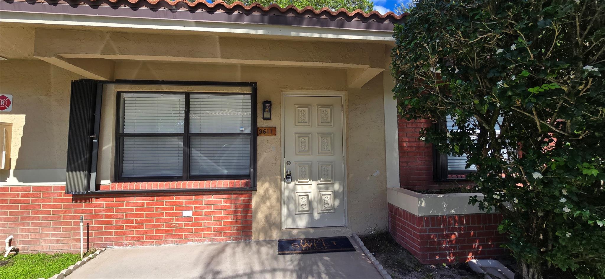 Royal Grenadier Condo - Residential Lease