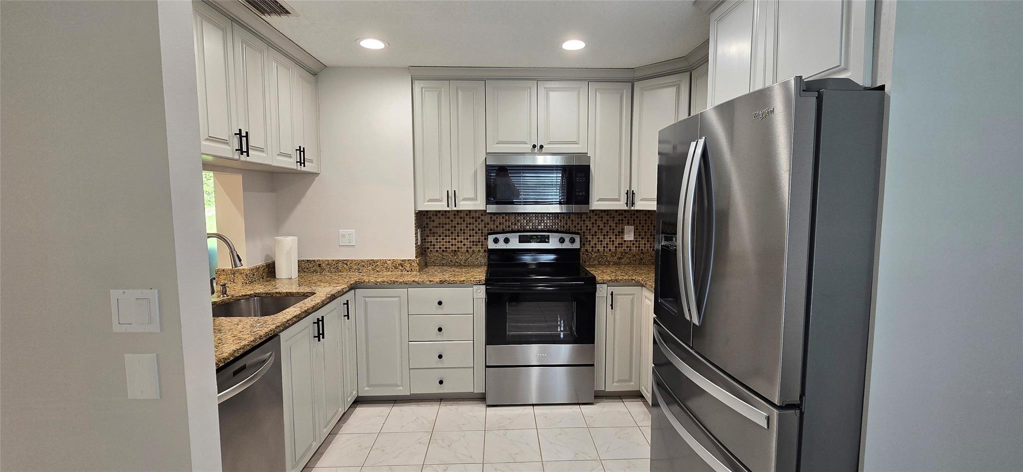 Royal Grenadier Condo - Residential Lease