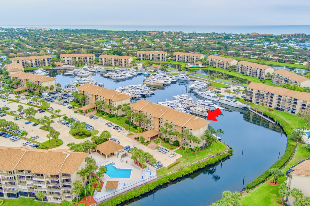 Photo of 2301 Marina Isle Way #506, Jupiter, FL 33477 (MLS # R11014444)