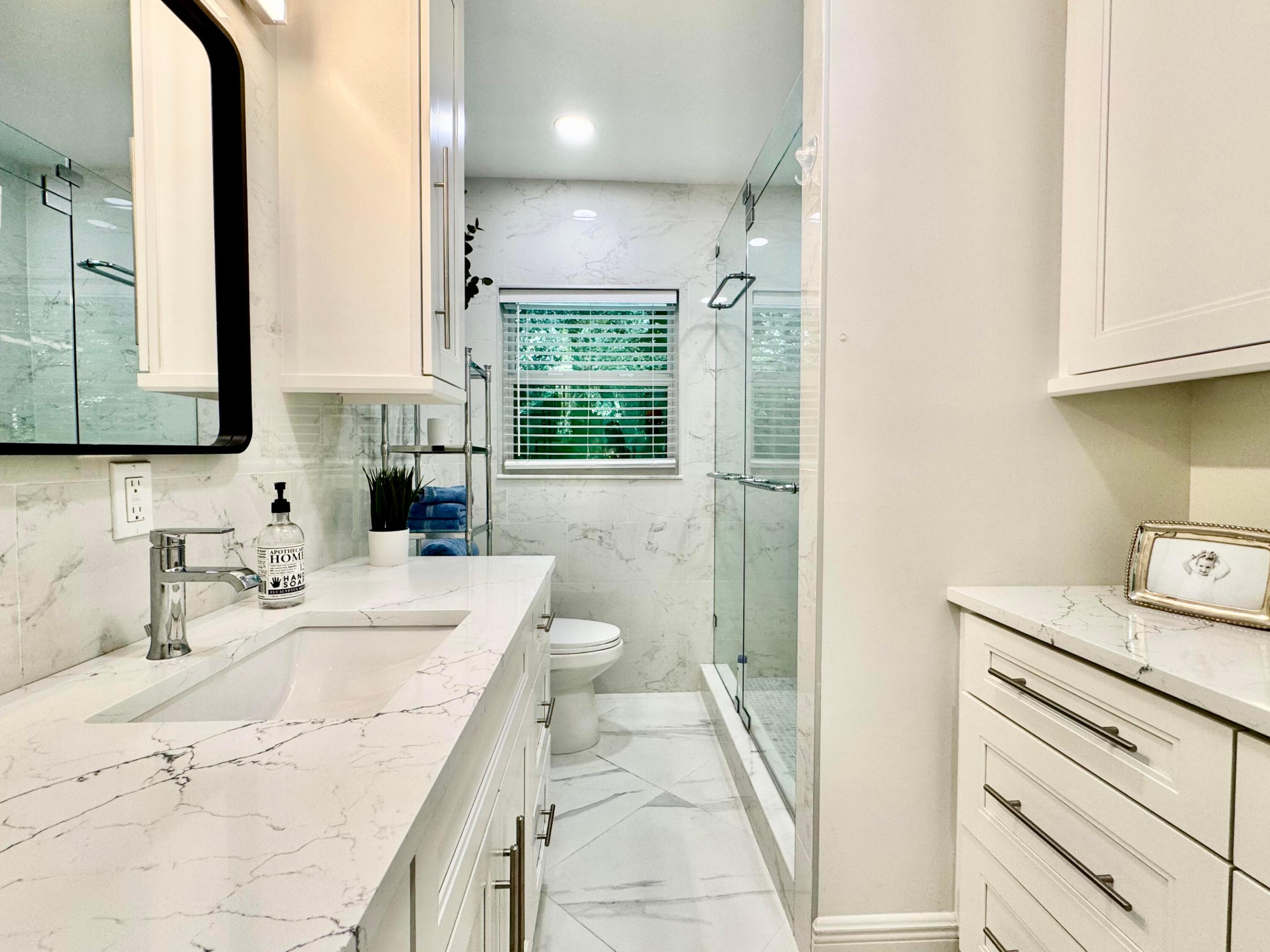 DELRAY LAKES ESTATES - Residential