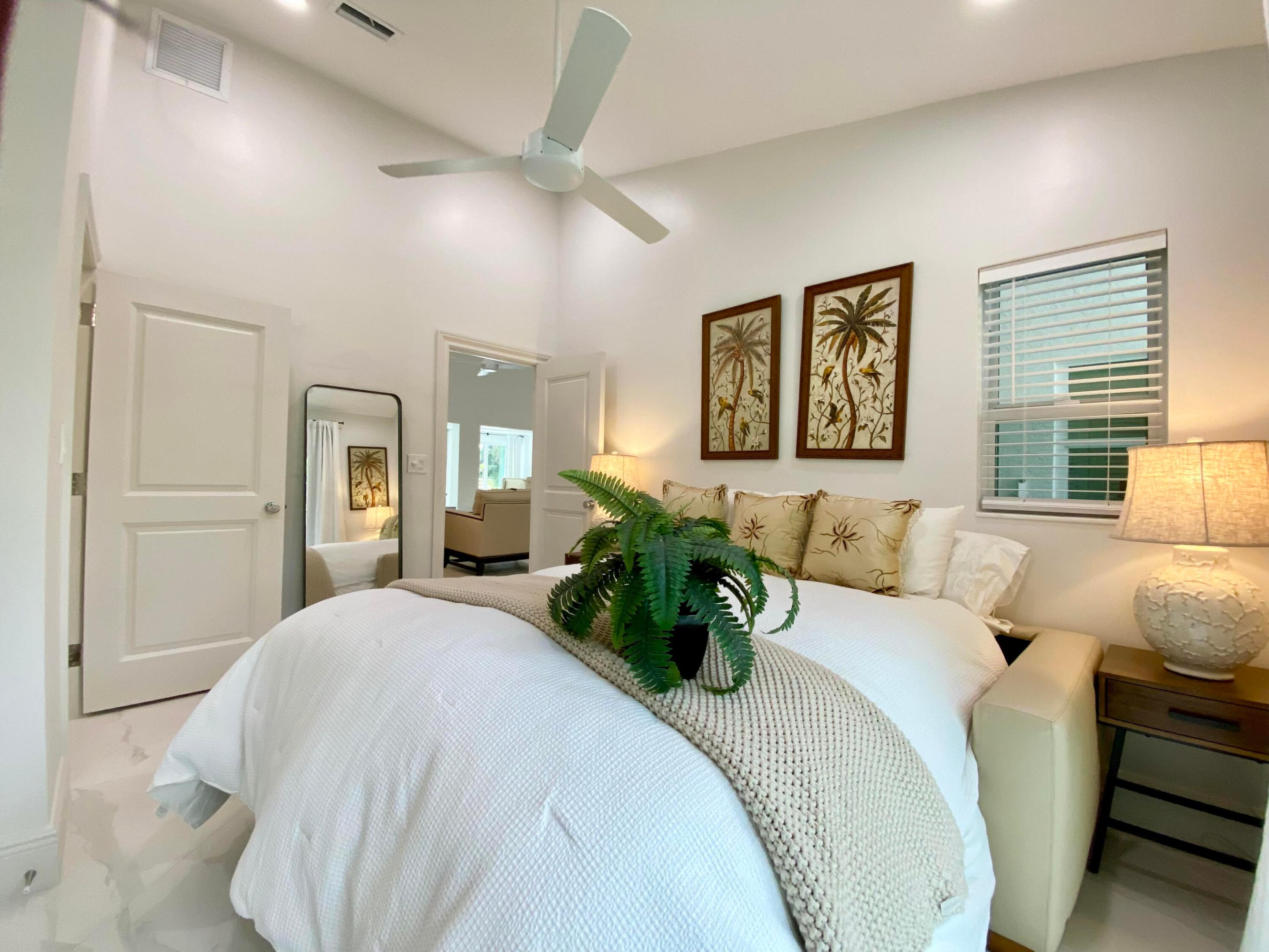 DELRAY LAKES ESTATES - Residential