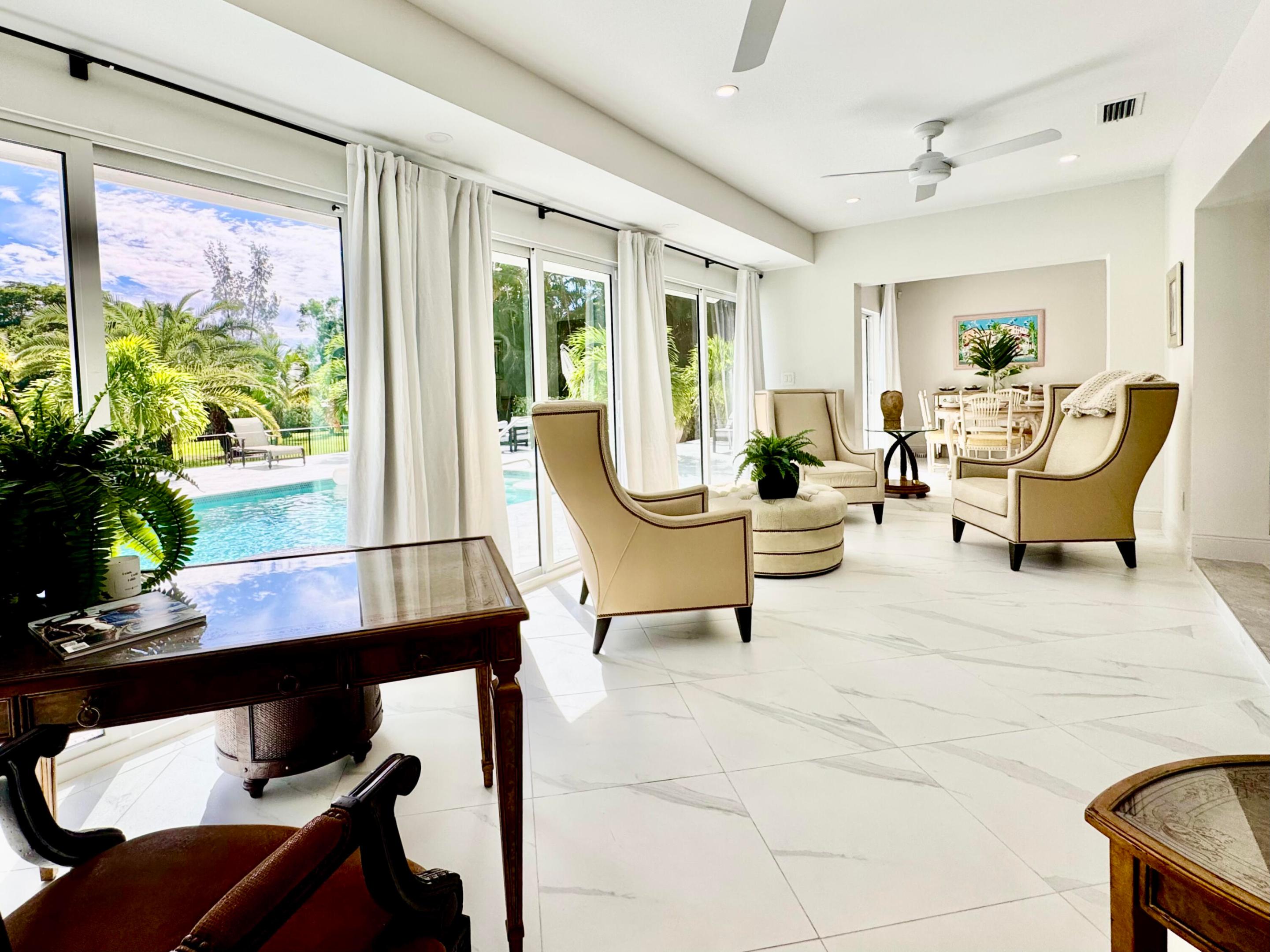 DELRAY LAKES ESTATES - Residential