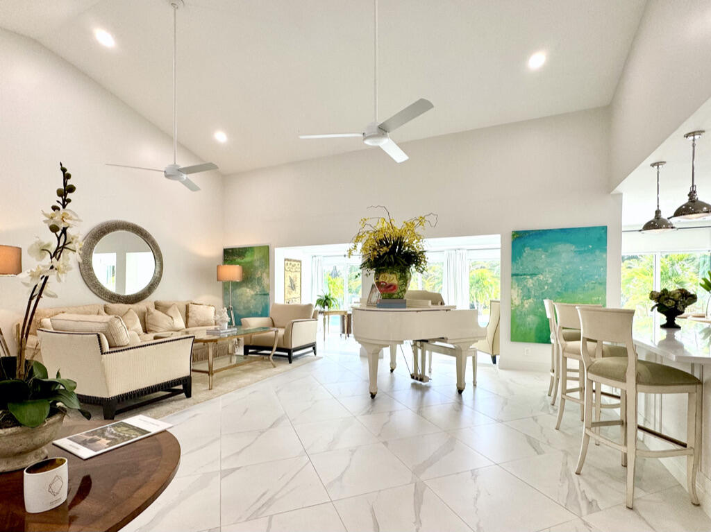 DELRAY LAKES ESTATES - Residential