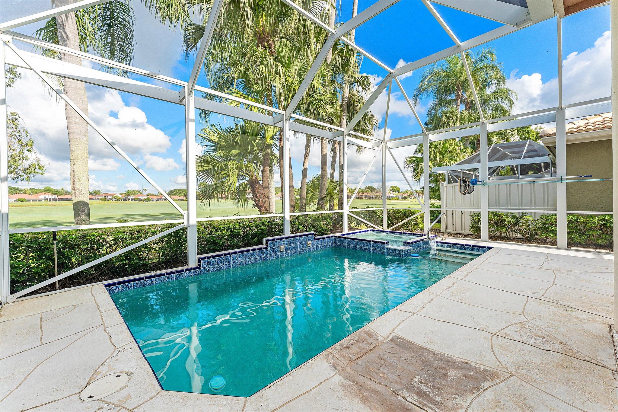 IBIS GOLF AND COUNTRY CLU - Residential