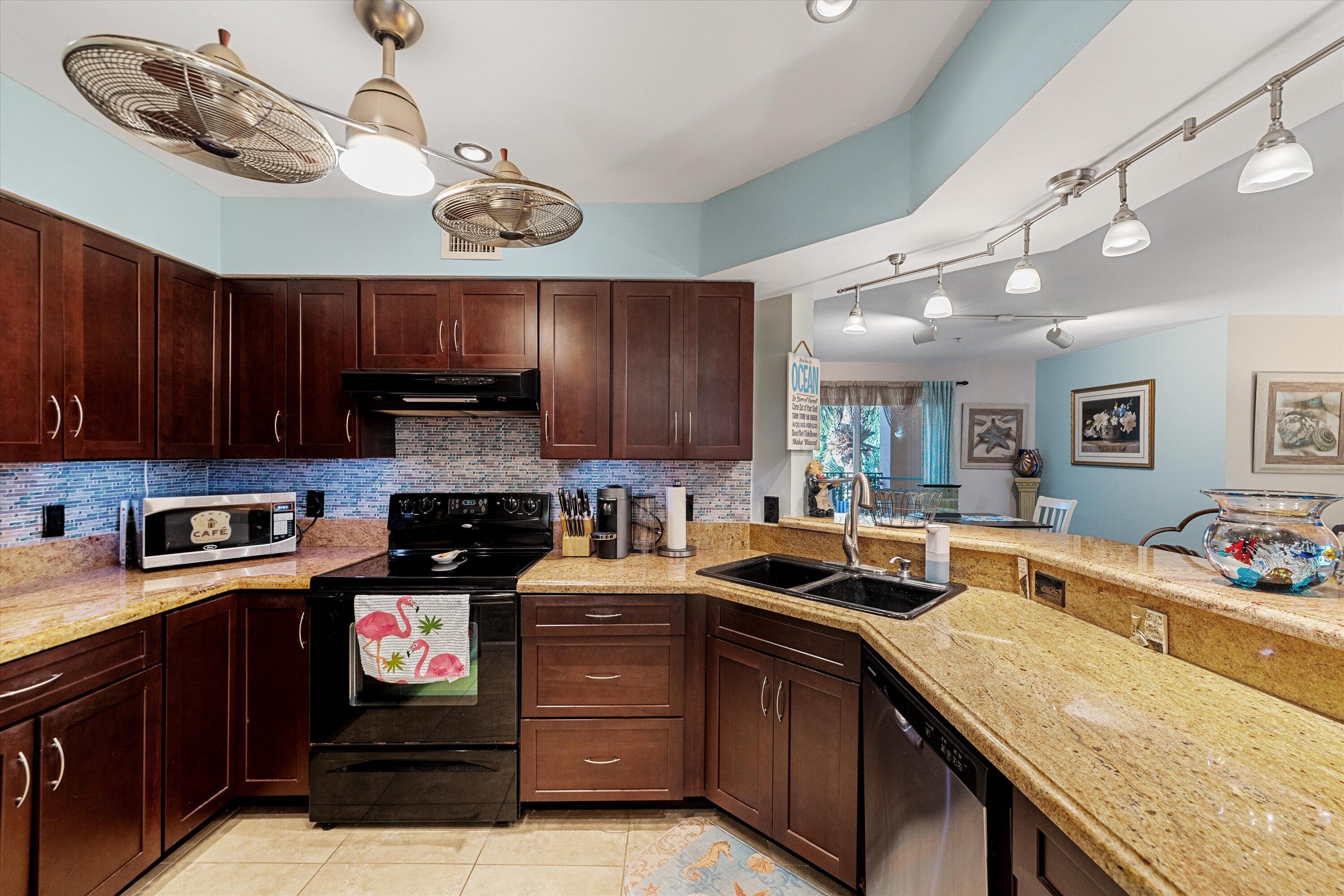 200 Scotia Drive 302