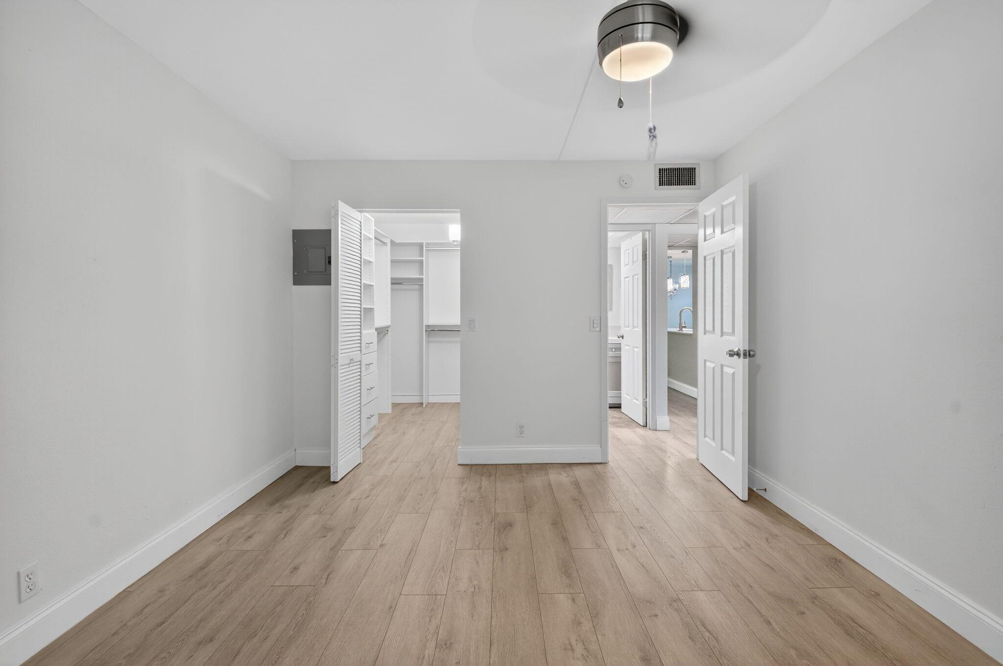 KINGS POINT MONACO CONDOS - Residential