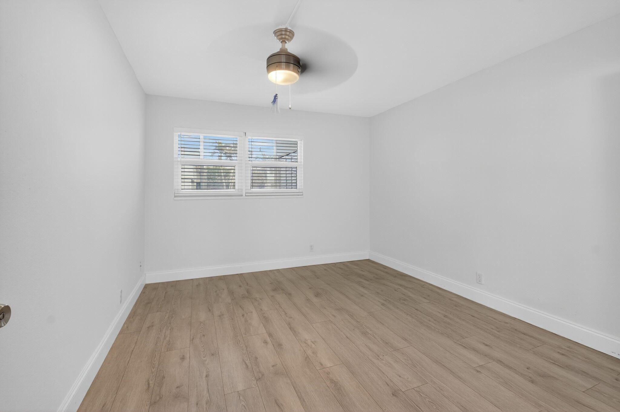 KINGS POINT MONACO CONDOS - Residential